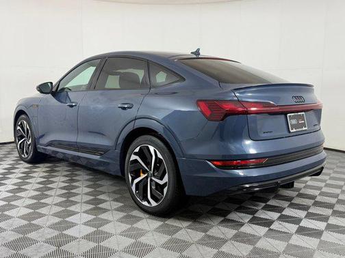 2023 Audi e-tron Sportback S line Premium Plus