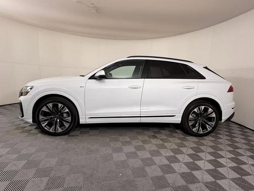2026 Audi Q8 55 Premium Plus