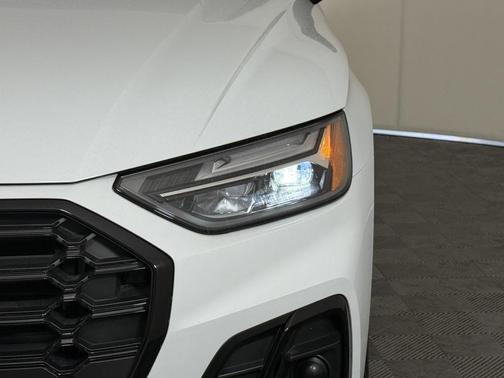 2025 Audi Q5 45 S line Premium