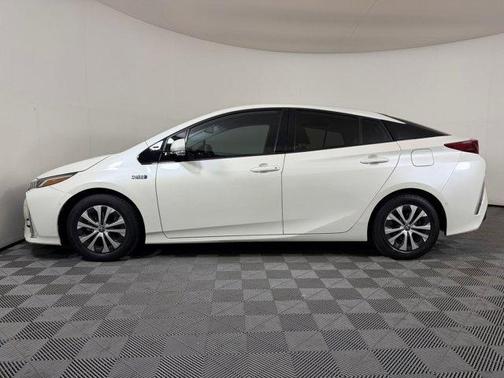 Blizzard Pearl 2020 Toyota Prius Prime Limited
