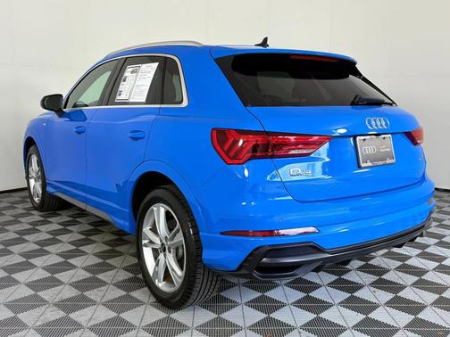 2022 Audi Q3 45 S line Premium Plus