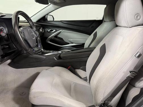 2020 Chevrolet Camaro RWD Coupe LT1