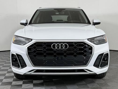 2024 Audi Q5 55 S line Premium Plus