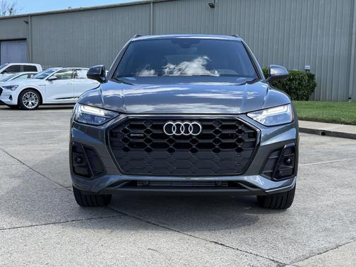 2025 Audi Q5 45 S line Premium