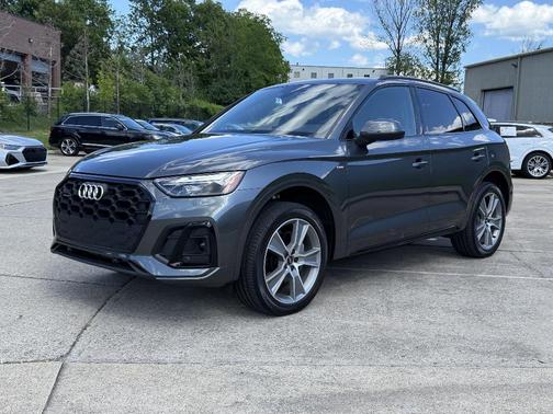 2025 Audi Q5 45 S line Premium