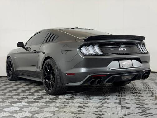 Magnetic Metallic 2018 Ford Mustang GT Premium