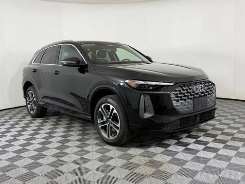 2025 Audi Q5 Premium TFSI quattro S tronic