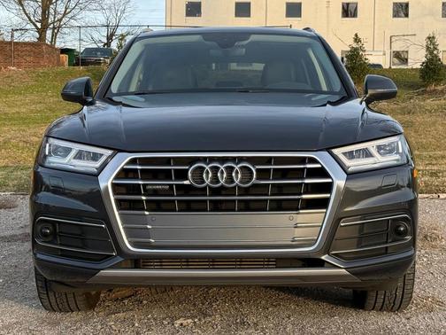 2020 Audi Q5 45 Premium Plus
