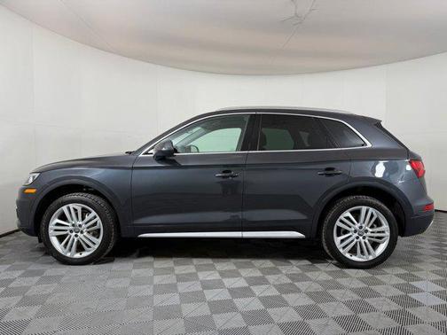 2020 Audi Q5 45 Premium Plus
