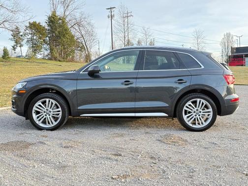 2020 Audi Q5 45 Premium Plus