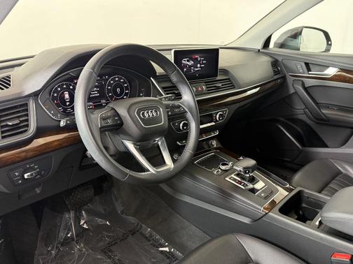 2020 Audi Q5 45 Premium Plus
