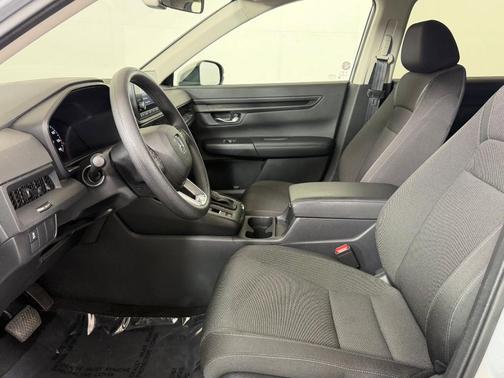 Crystal Black Pearl 2025 Honda CR-V LX AWD