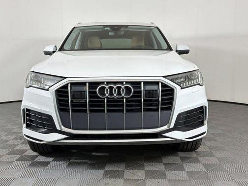 Carrara White 2023 Audi Q7 45 Premium Plus