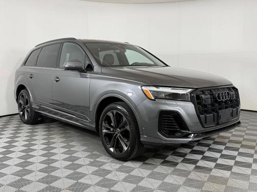 2025 Audi Q7 55 Premium Plus