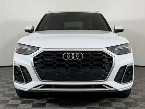 2023 Audi Q5 45 S line Premium