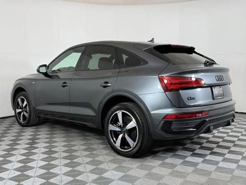 2023 Audi Q5 45 S line Premium Plus