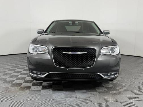 2019 Chrysler 300 Limited