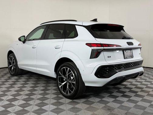 2026 Audi Q3 S line