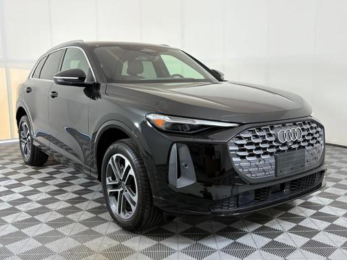 2025 Audi Q5 Premium Plus TFSI quattro S tronic