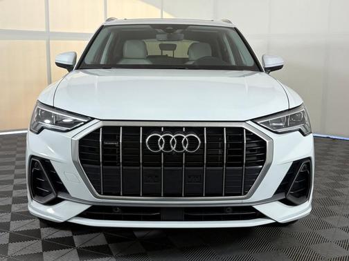 2025 Audi Q3 45 S line Premium Plus