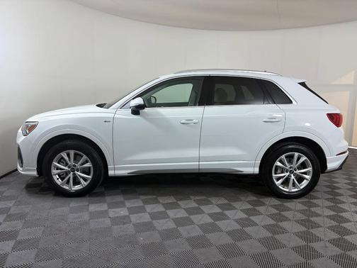 2025 Audi Q3 45 S line Premium Plus