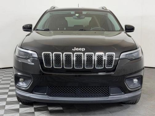 Diamond Black Crystal Pearlcoat 2020 Jeep Cherokee Latitude Plus