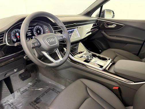 2026 Audi Q7 55 Premium Plus