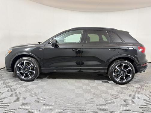 Mythos Black Metallic 2025 Audi Q3 45 S line Premium Plus