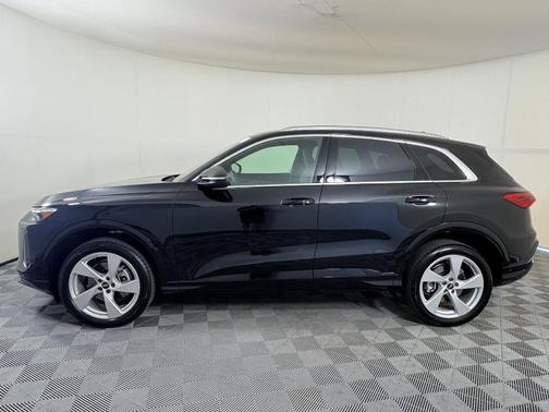 2025 Audi Q5 Premium Plus TFSI quattro S tronic