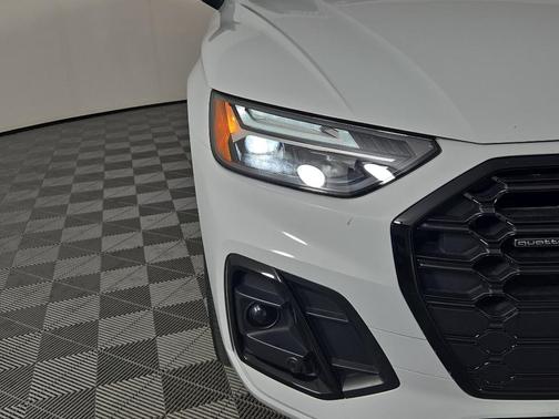 2025 Audi Q5 45 S line Premium