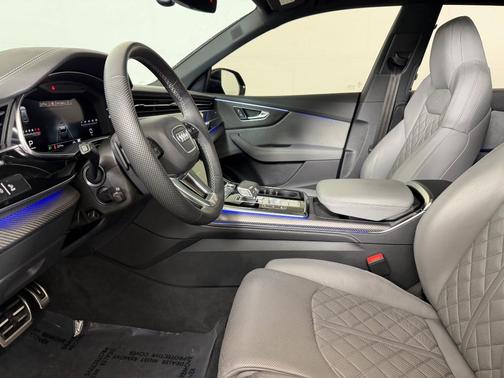 2024 Audi SQ8 4.0T Premium Plus