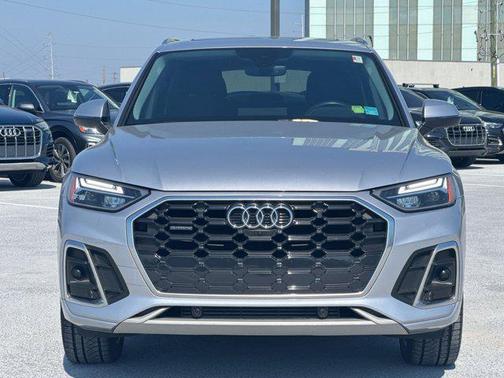 Florett Silver Metallic 2023 Audi Q5 45 S line Premium Plus