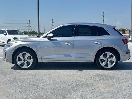 Florett Silver Metallic 2023 Audi Q5 45 S line Premium Plus