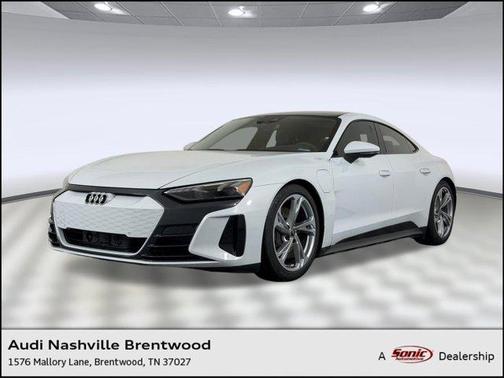 Suzuka Gray Metallic 2023 Audi e-tron GT Premium Plus quattro