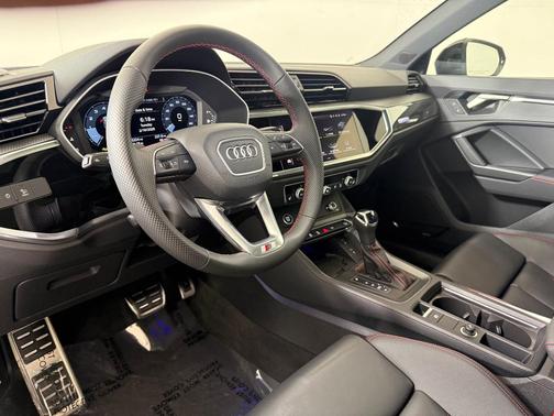 2025 Audi Q3 45 S line Premium Plus