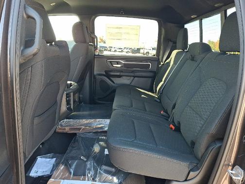 Granite Crystal Metallic Clear-Coat Exterior Paint 2027 RAM 1500 Big Horn
