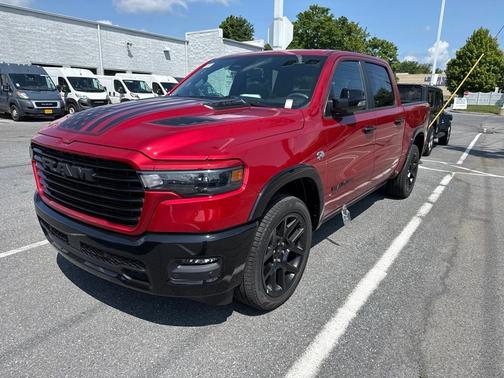 Molten Red Pearl-Coat Exterior Paint 2026 RAM 1500 Laramie