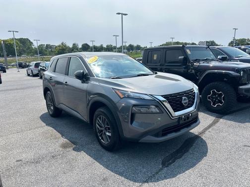 Gray 2023 Nissan Rogue S
