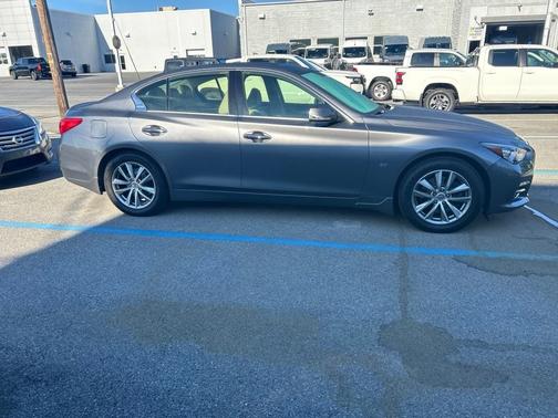 Gray 2015 INFINITI Q50 Premium