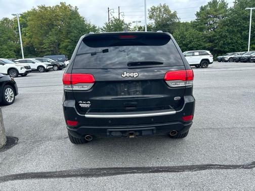 Black 2017 Jeep Grand Cherokee Overland