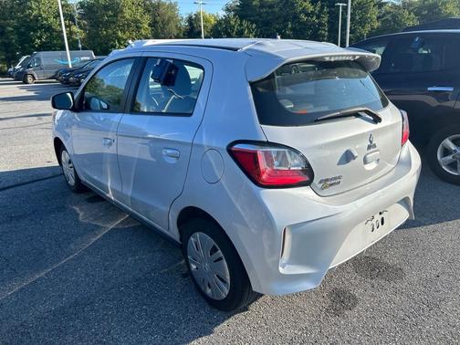 White 2023 Mitsubishi Mirage ES