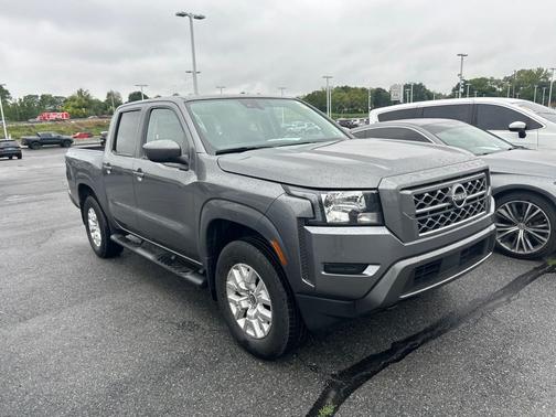 Gray 2022 Nissan Frontier SV