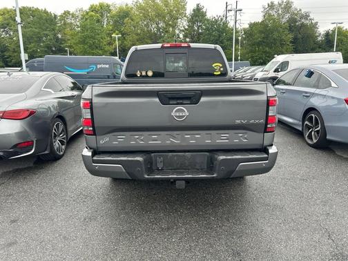 Gray 2022 Nissan Frontier SV