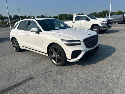 White 2024 Genesis GV70 2.5T