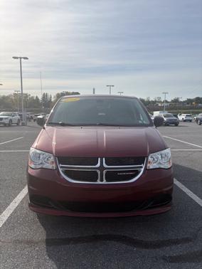 Red 2019 Dodge Grand Caravan SE