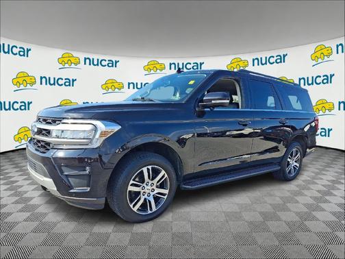 Black 2024 Ford Expedition Max XLT