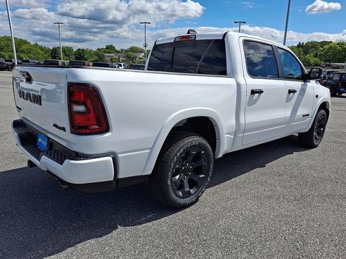 Bright White Clearcoat 2027 RAM 1500 Big Horn/Lone Star