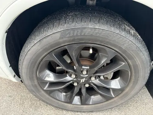 White 2021 Dodge Durango SXT Plus