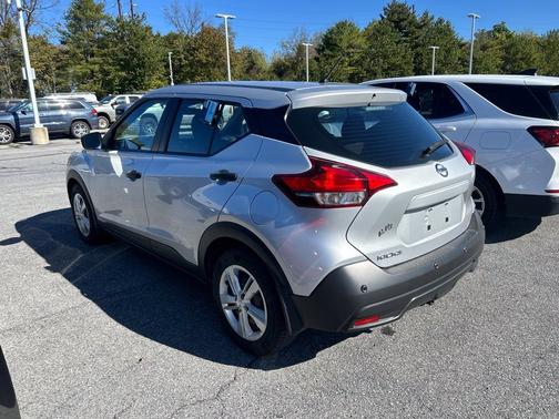 Silver 2020 Nissan Kicks S