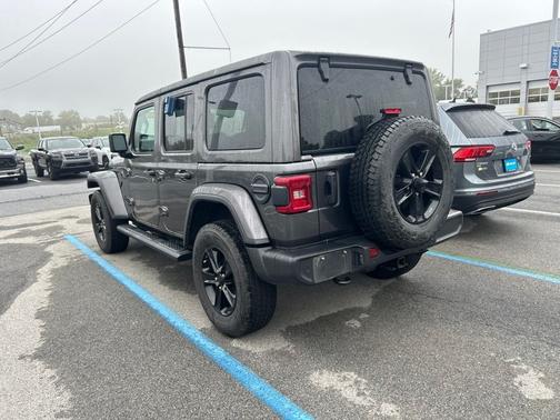 Gray 2022 Jeep Wrangler Unlimited Sahara Altitude